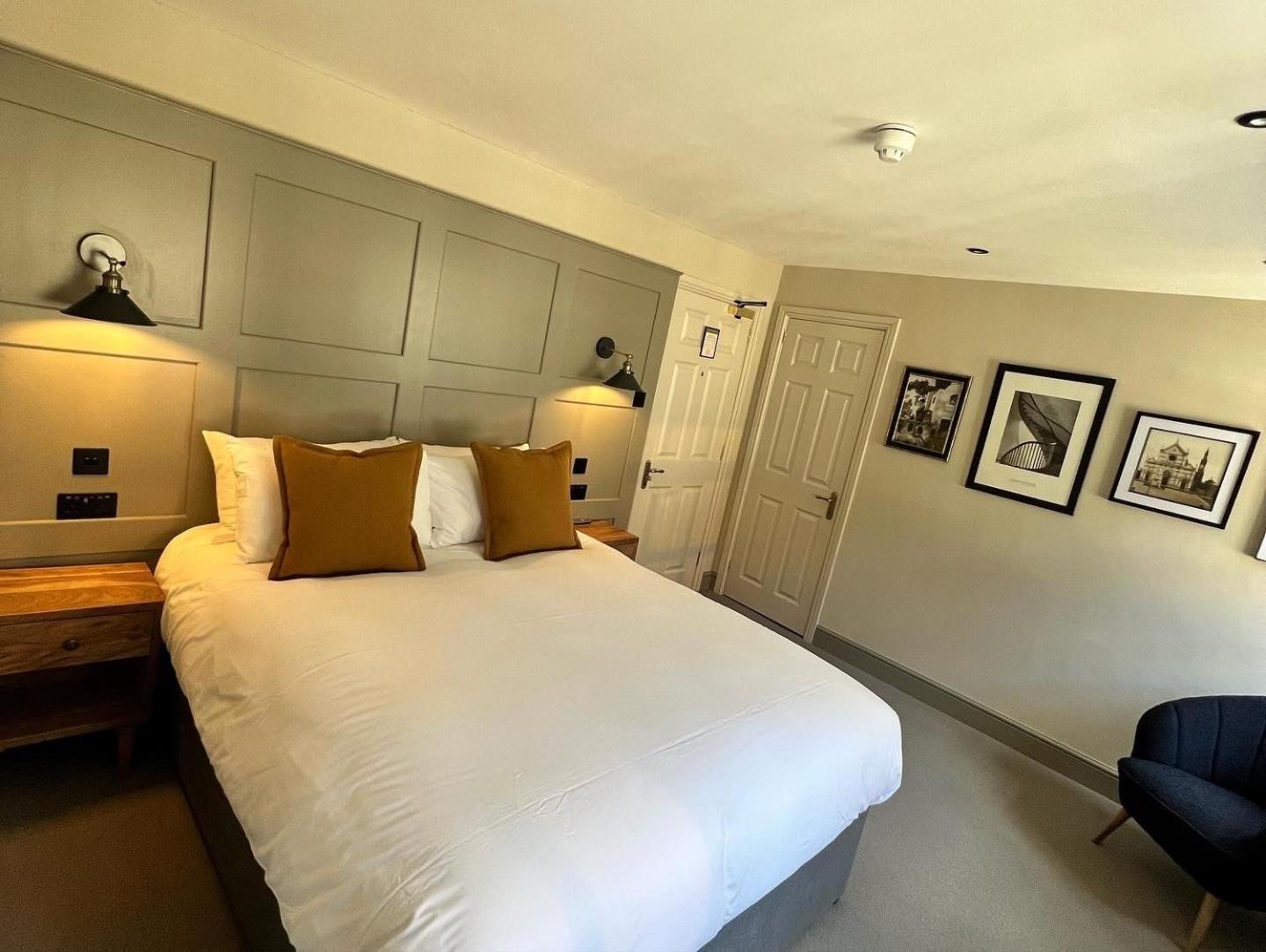 The Punchbowl Inn Woodstock Bagian luar foto