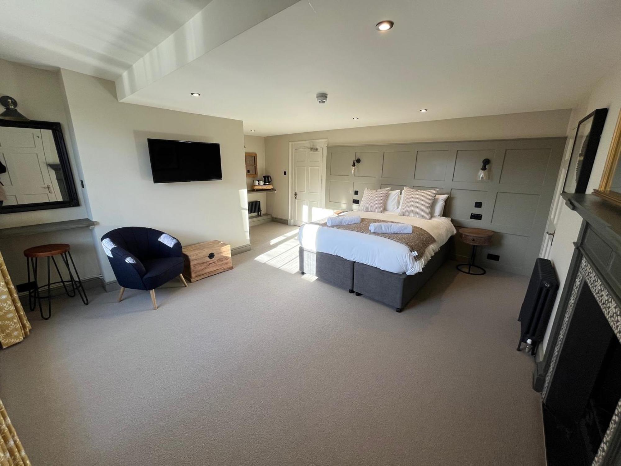 The Punchbowl Inn Woodstock Bagian luar foto