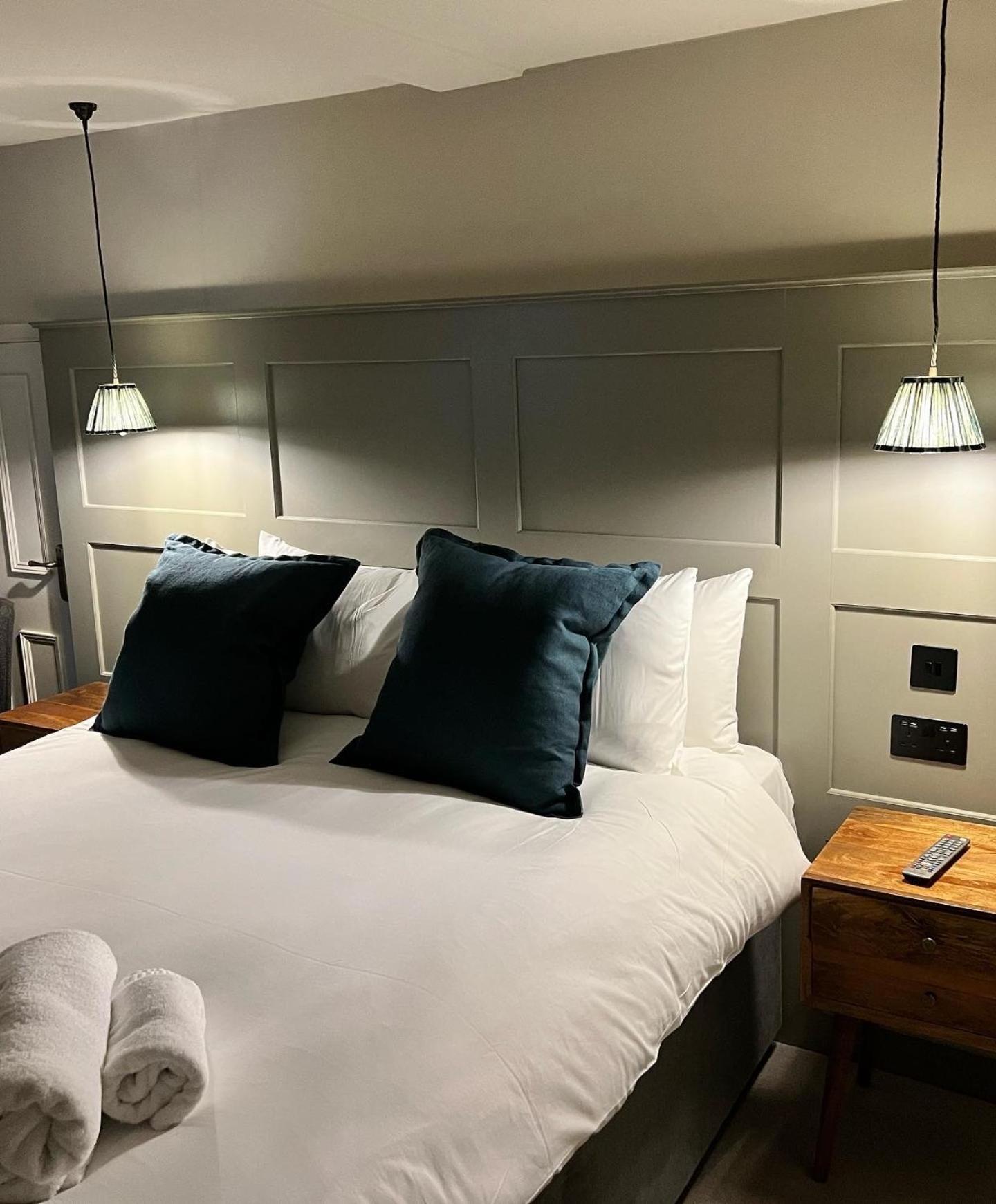The Punchbowl Inn Woodstock Bagian luar foto